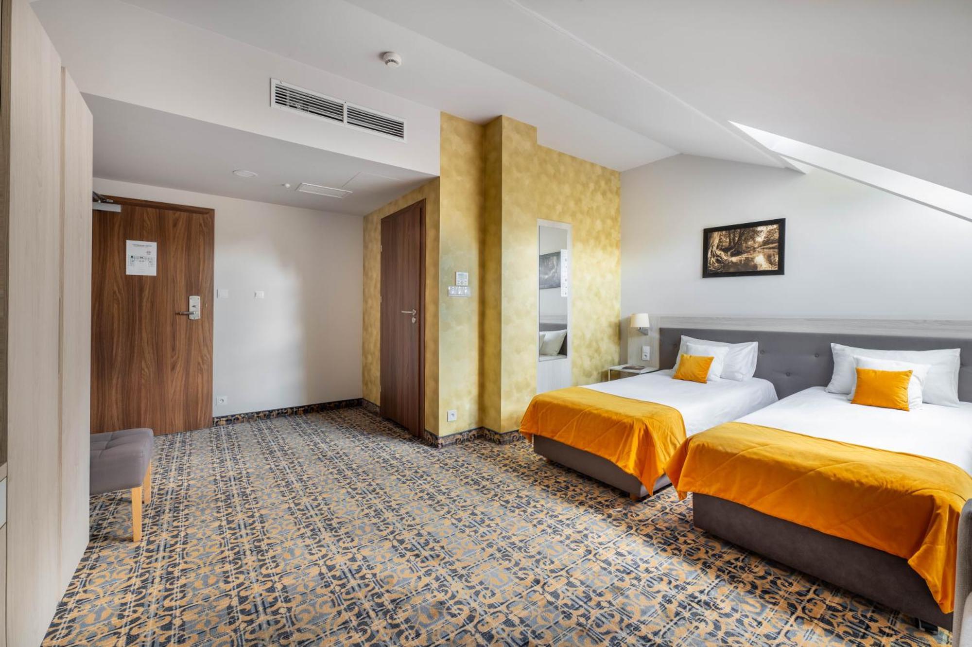 Hotel Arche ブィドゴシュチュ エクステリア 写真